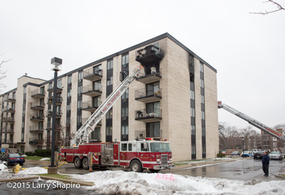 Niles Fire Department apartment building fire at 9701 Dee Road 1-15-16 Larry Shapiro photographer shapirophotography.net